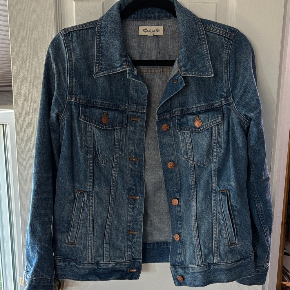 Madewell Medium Blue Denim Trucker Jacket